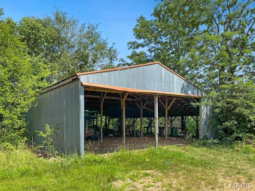 2115 Hwy 28