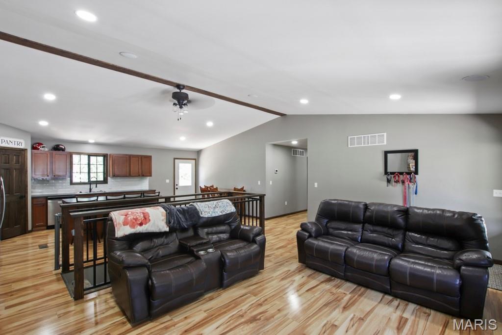 1557 Villa Vista Drive