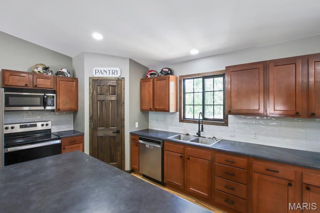 1557 Villa Vista Drive