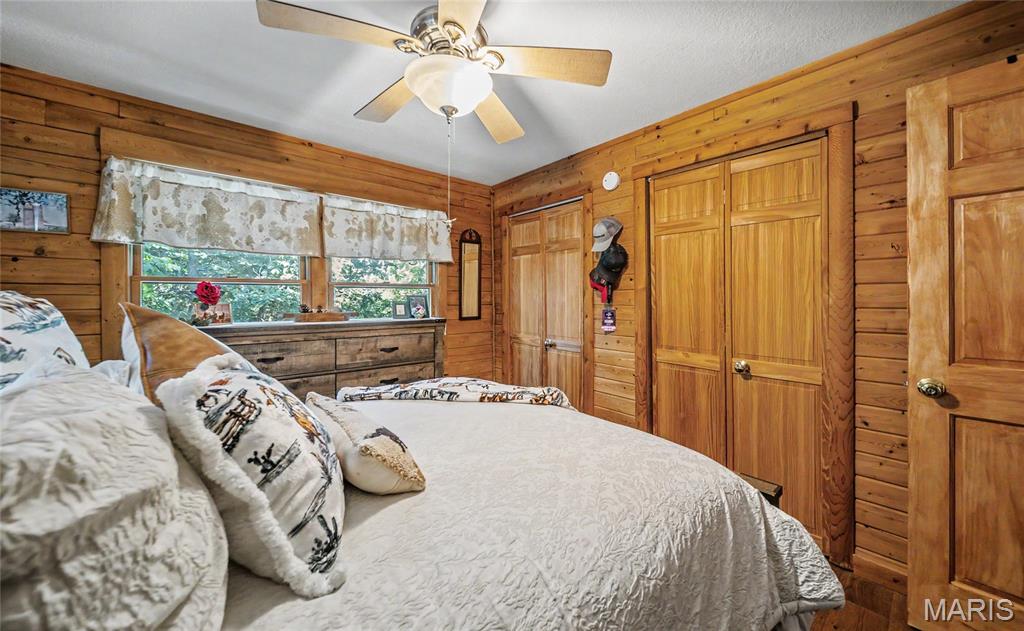 2384 Tea Road