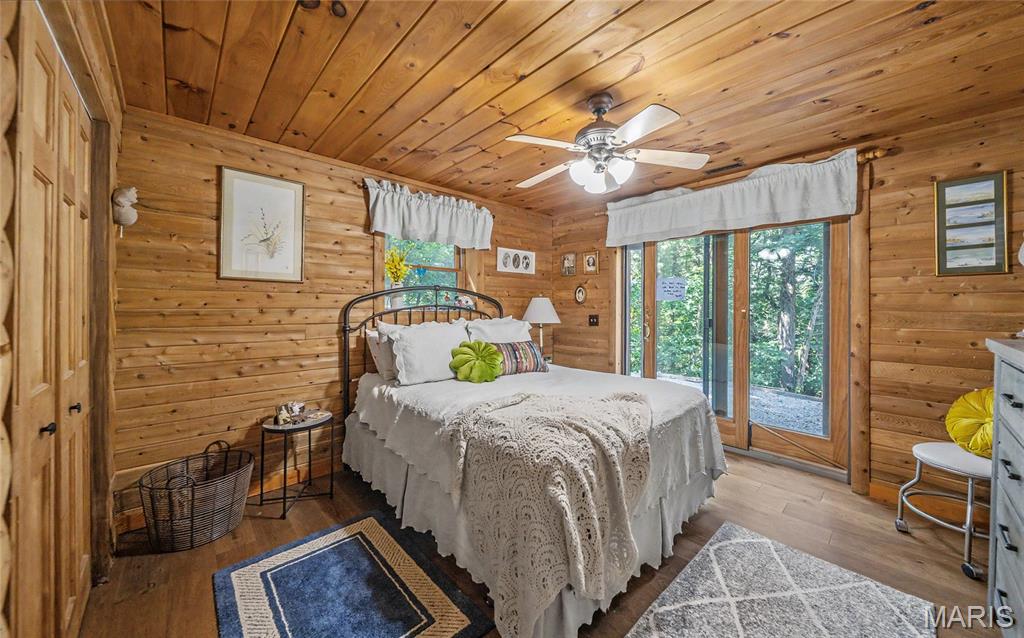 2384 Tea Road