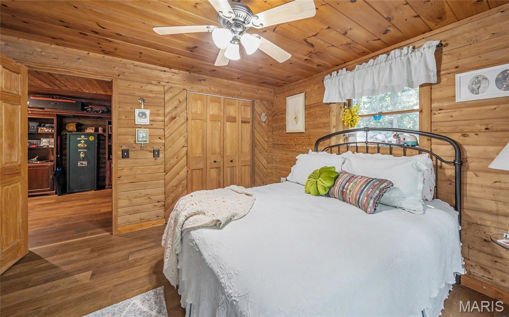2384 Tea Road
