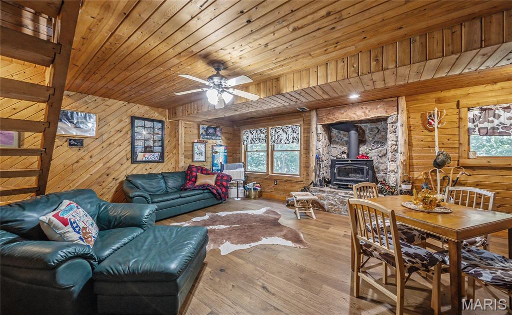 2384 Tea Road