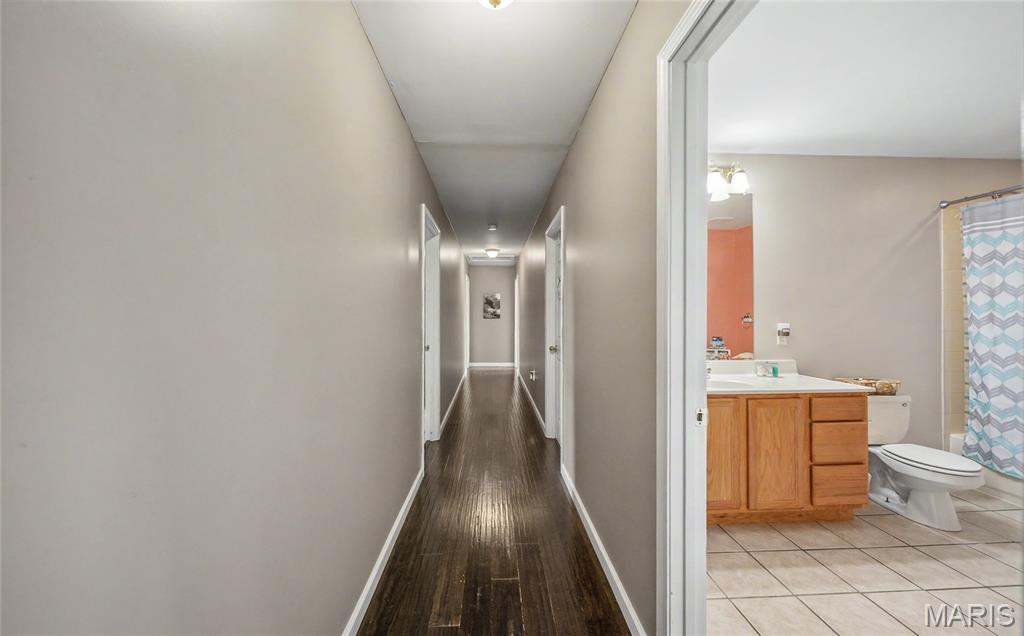 1400 Country Air Drive