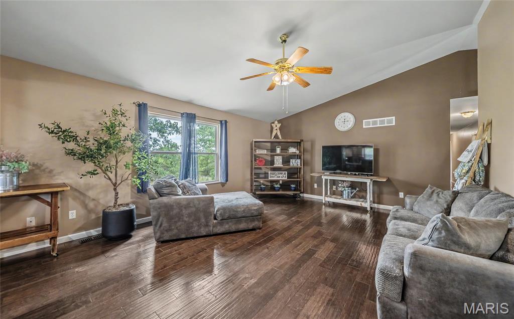 1400 Country Air Drive