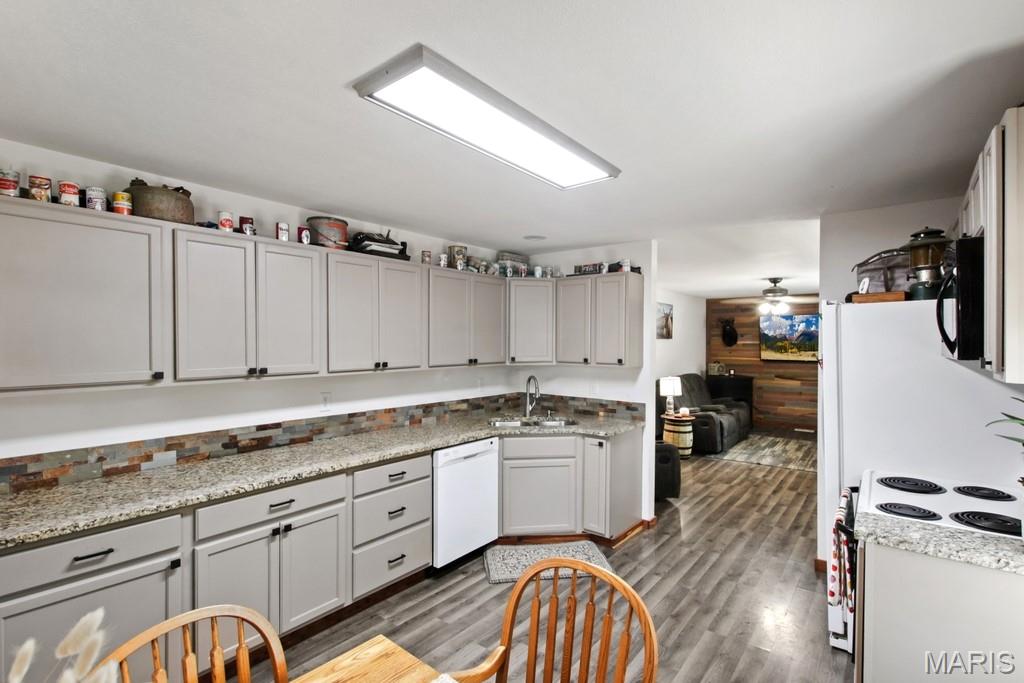 3247 Huff Road