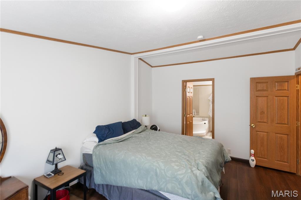 131 E Springfield Avenue