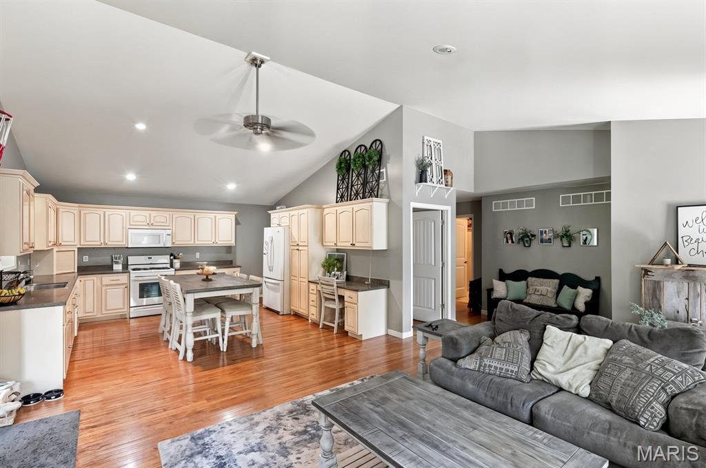 251 Farris Road