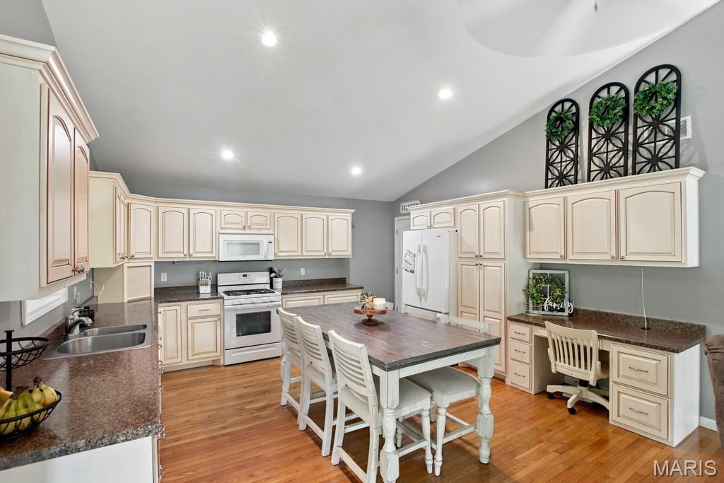 251 Farris Road