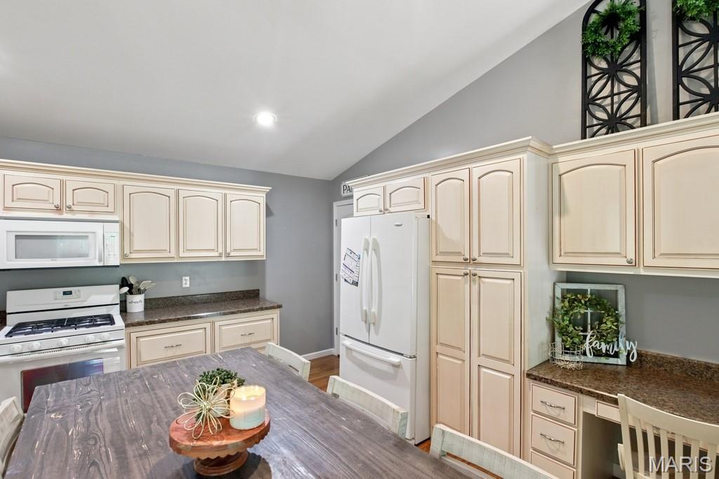 251 Farris Road
