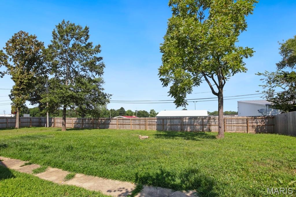 867 W Springfield Road