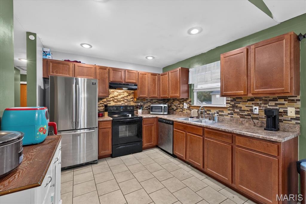 8 Somerfield Drive