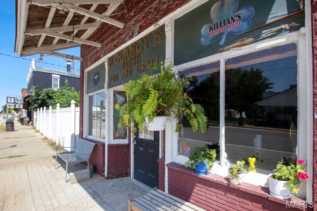 211 Highway 50