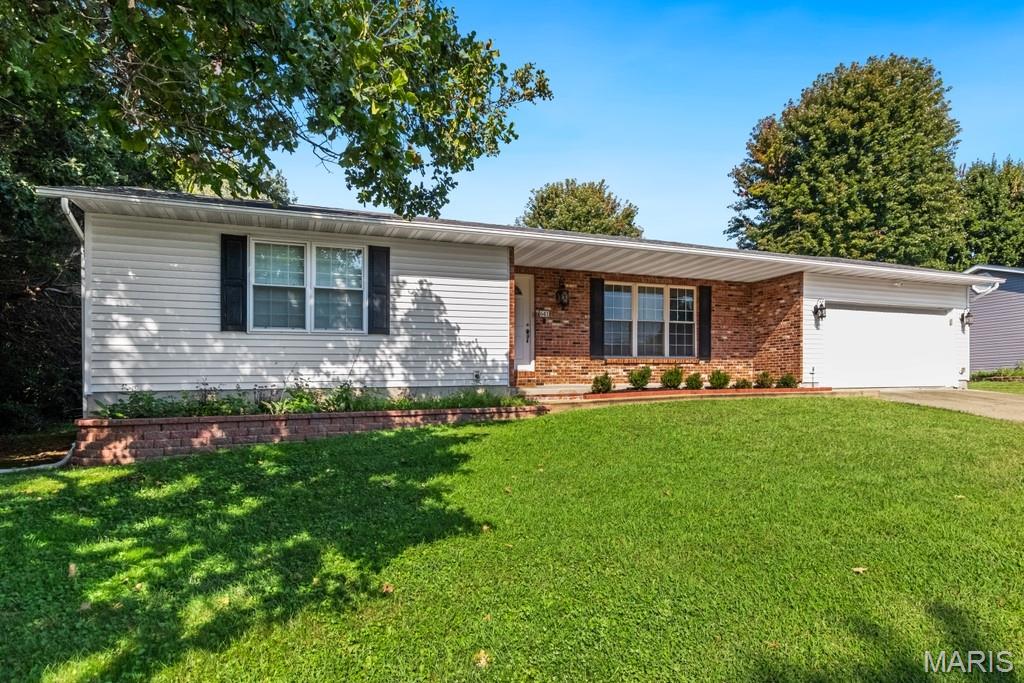 641 Falcon Drive