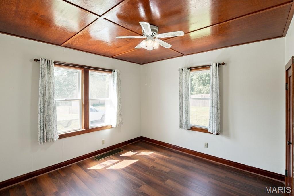 301 Red Oak Avenue