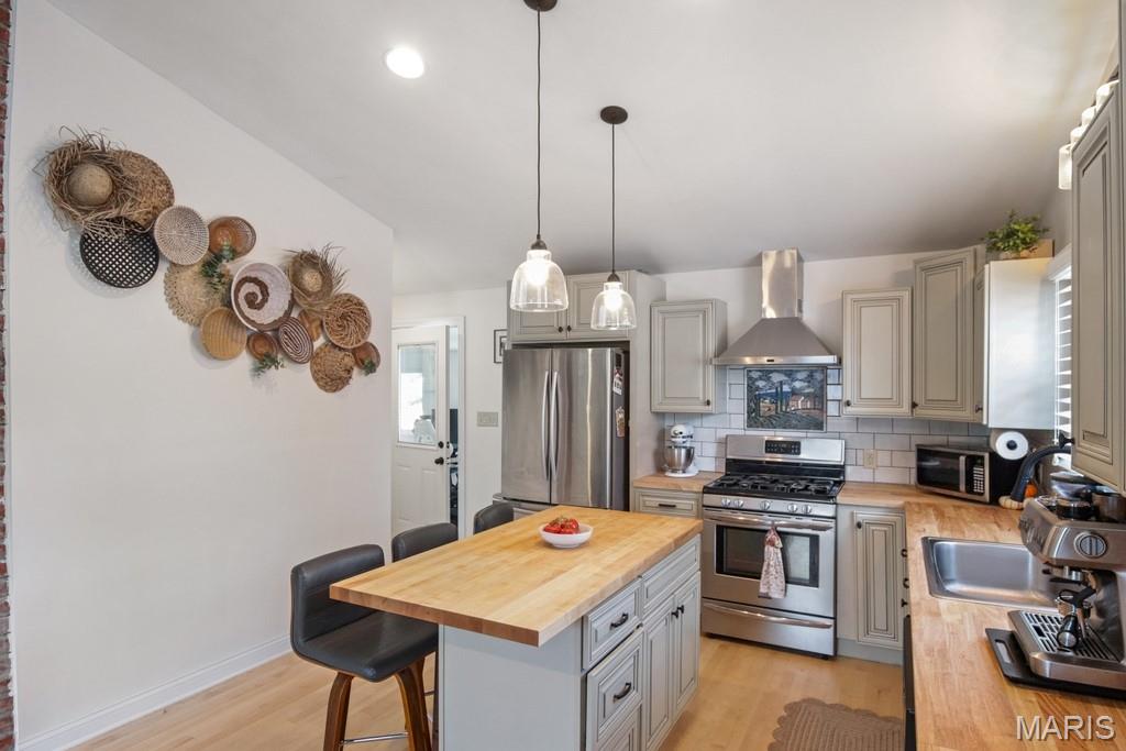 237 Watson Road, 225 Hobart Street