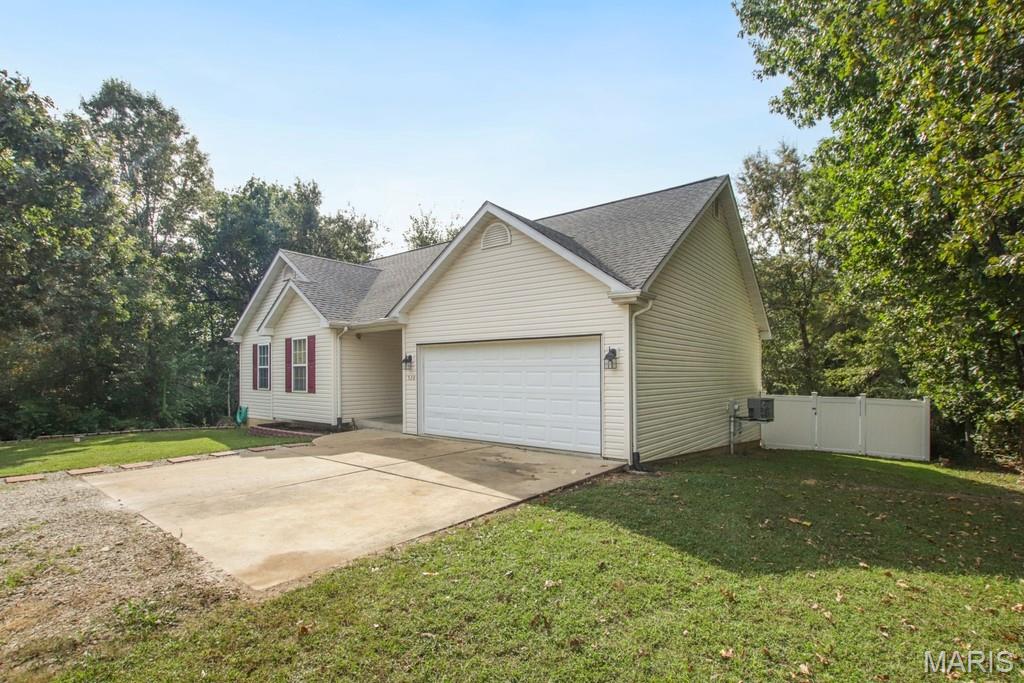 528 Bluebird Lane
