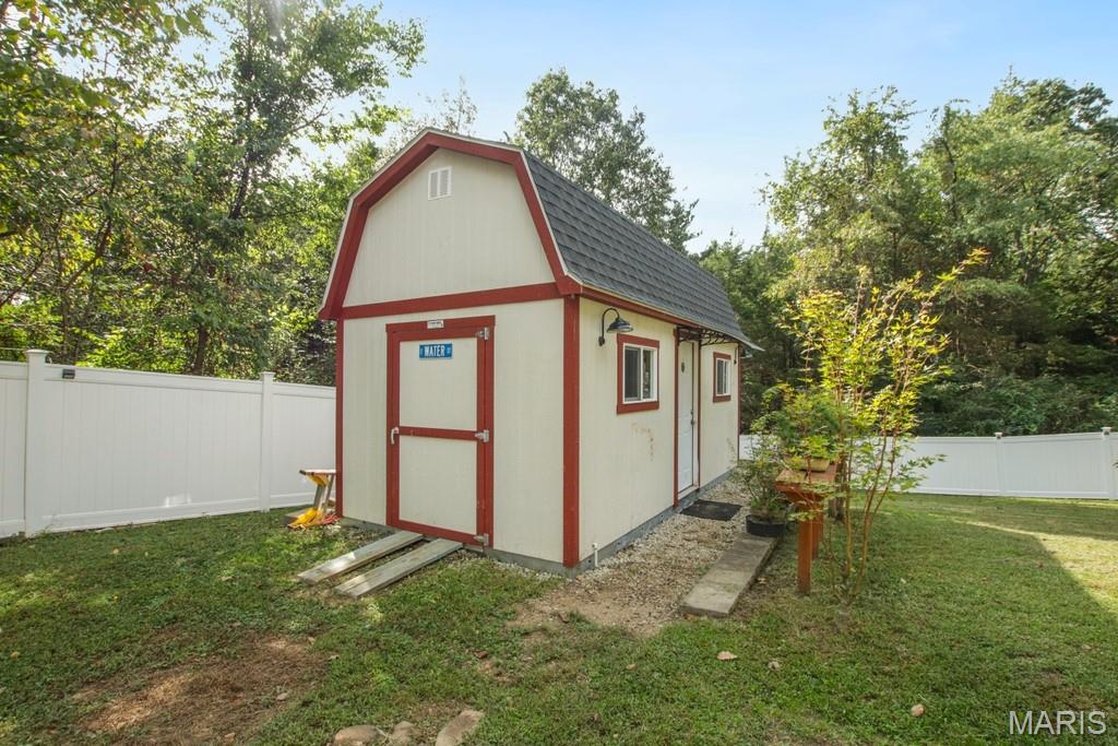 528 Bluebird Lane