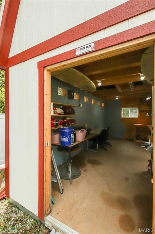528 Bluebird Lane