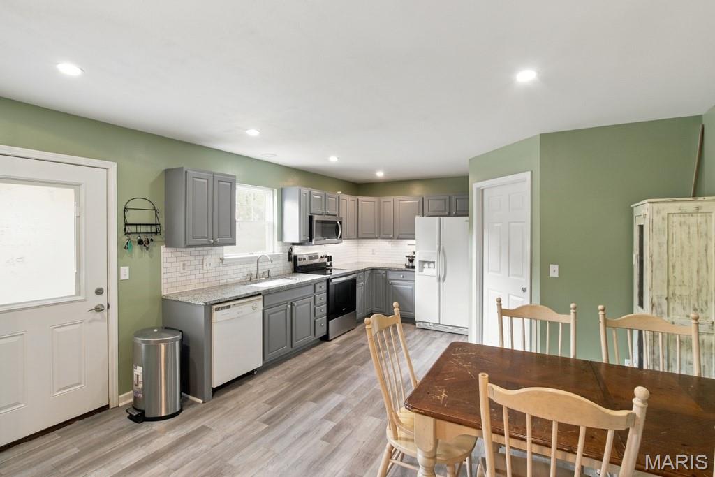 528 Bluebird Lane