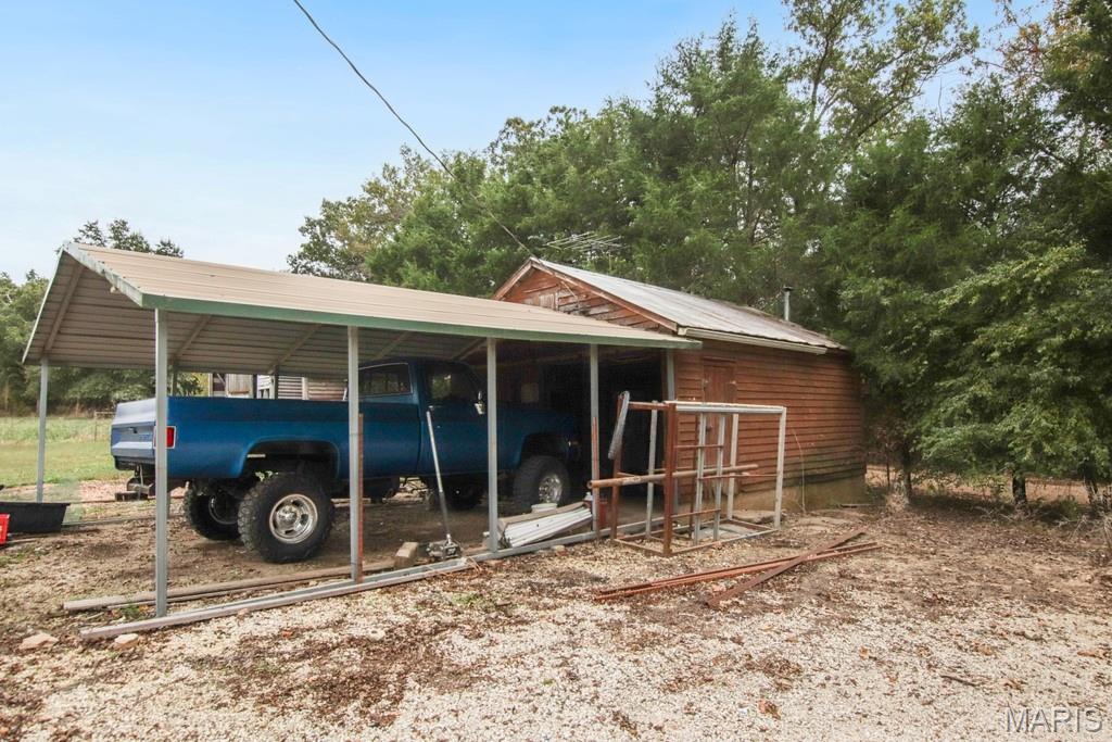 1335 Wildcat Road