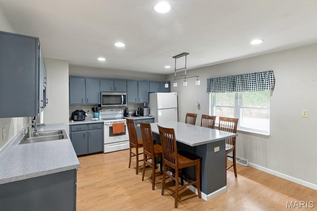 1335 Wildcat Road