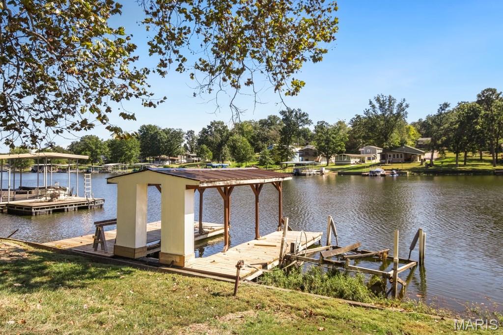 1862 Lakeshore Drive