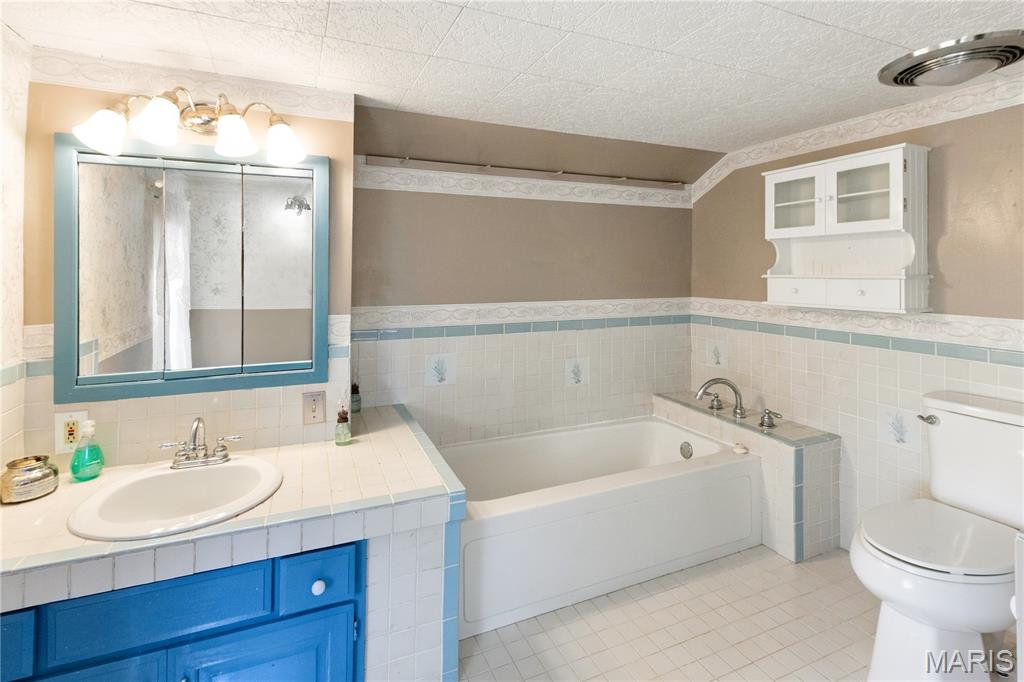 385 Woods Farm Road