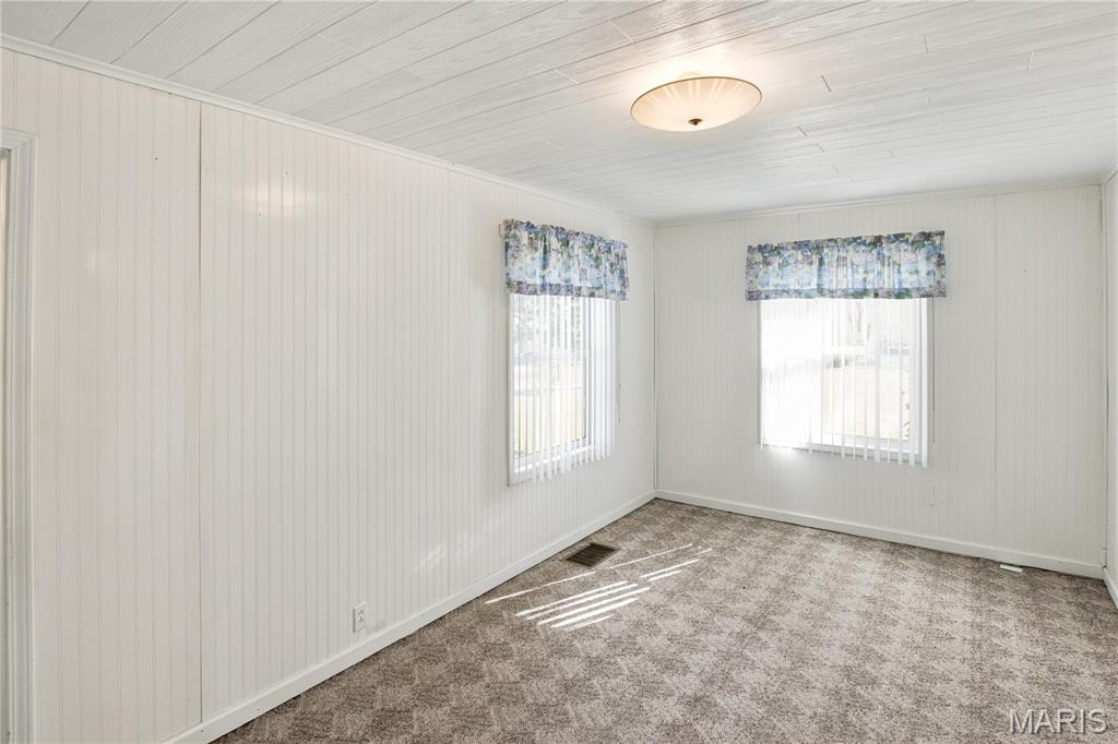 385 Woods Farm Road