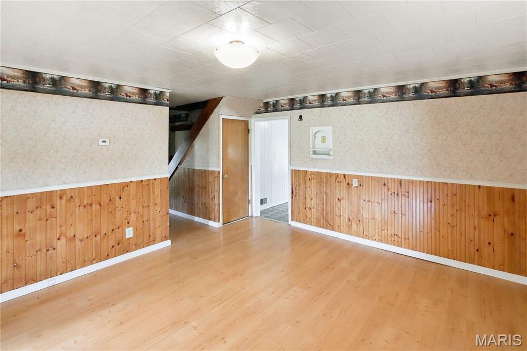385 Woods Farm Road
