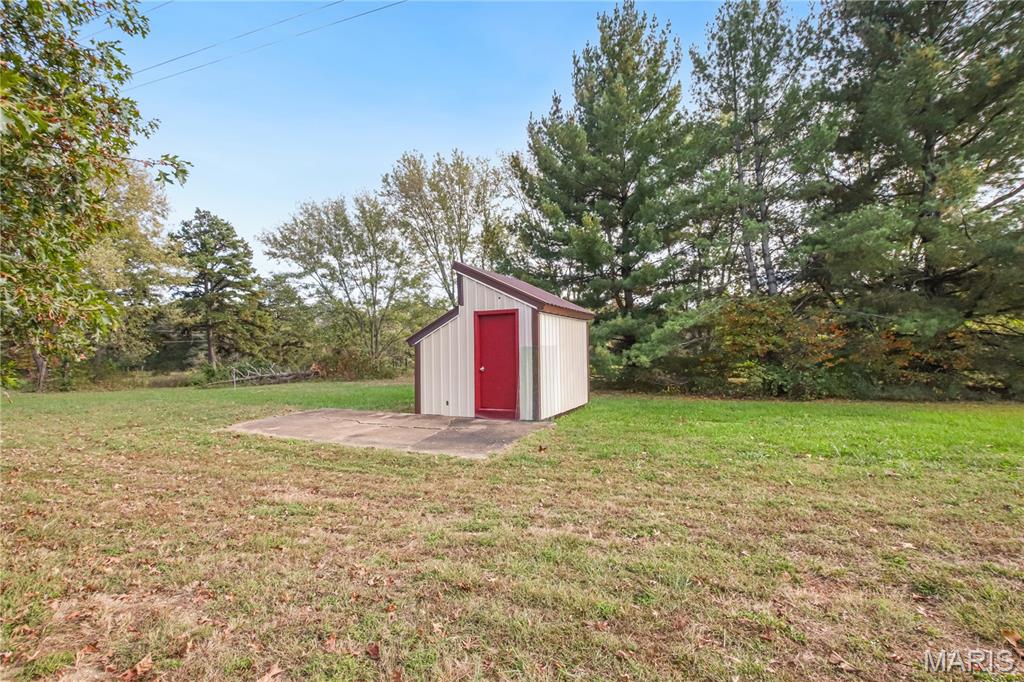 385 Woods Farm Road