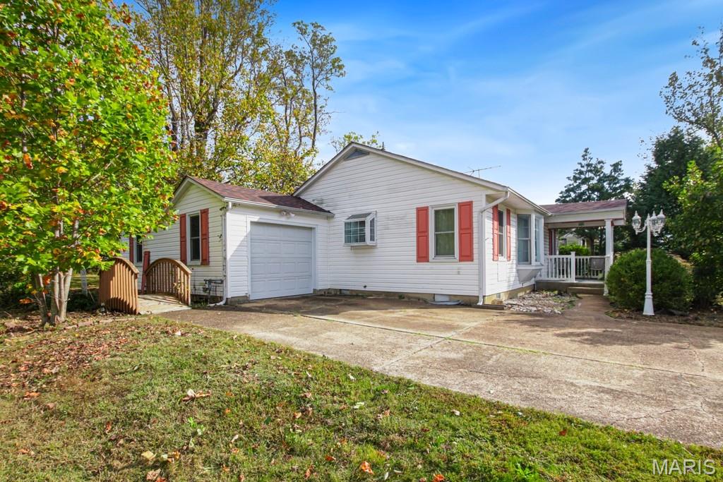 752 Crawford Circle