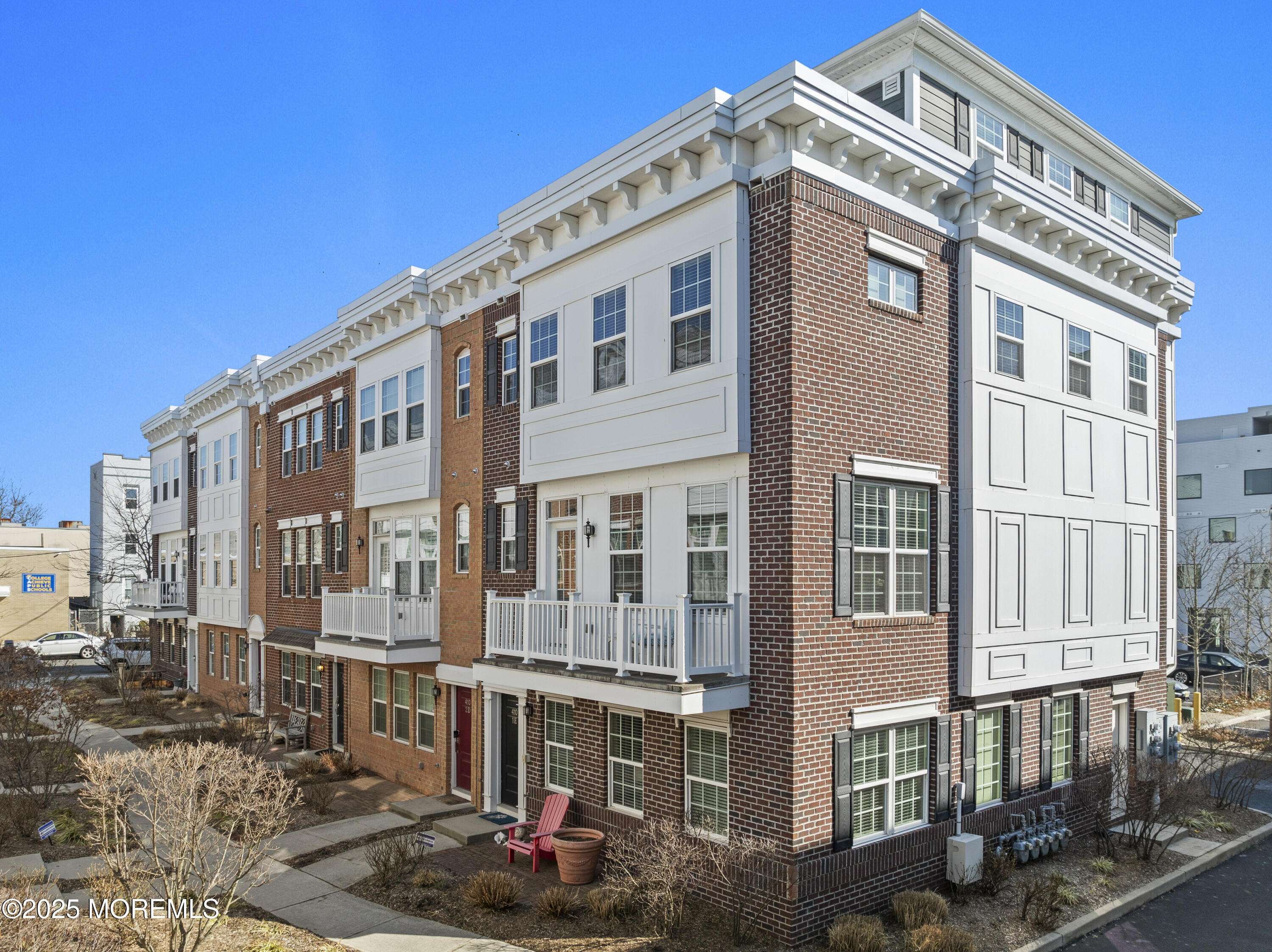 410 Sewall Avenue, 1