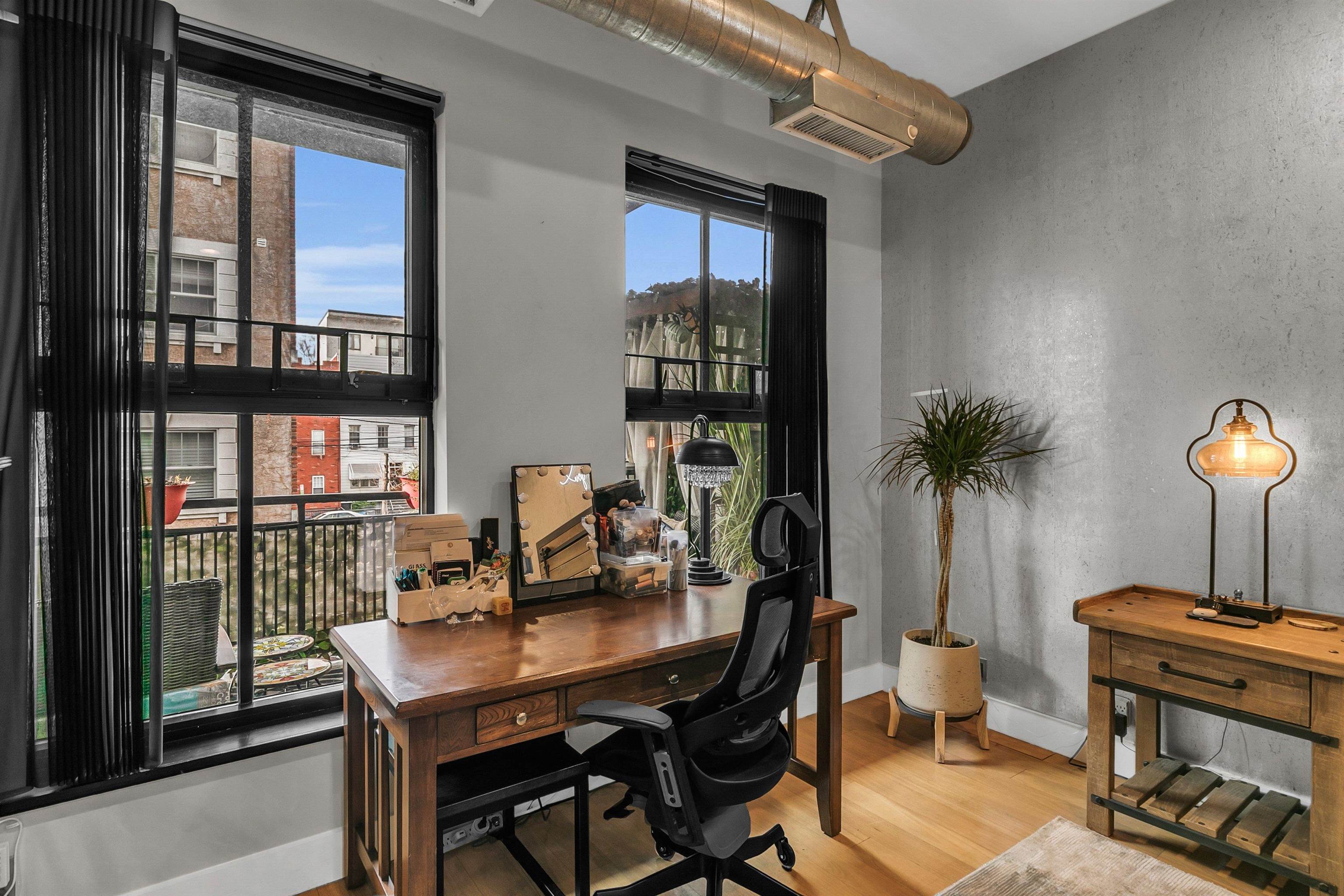610 CLINTON ST Unit: 2A/2W