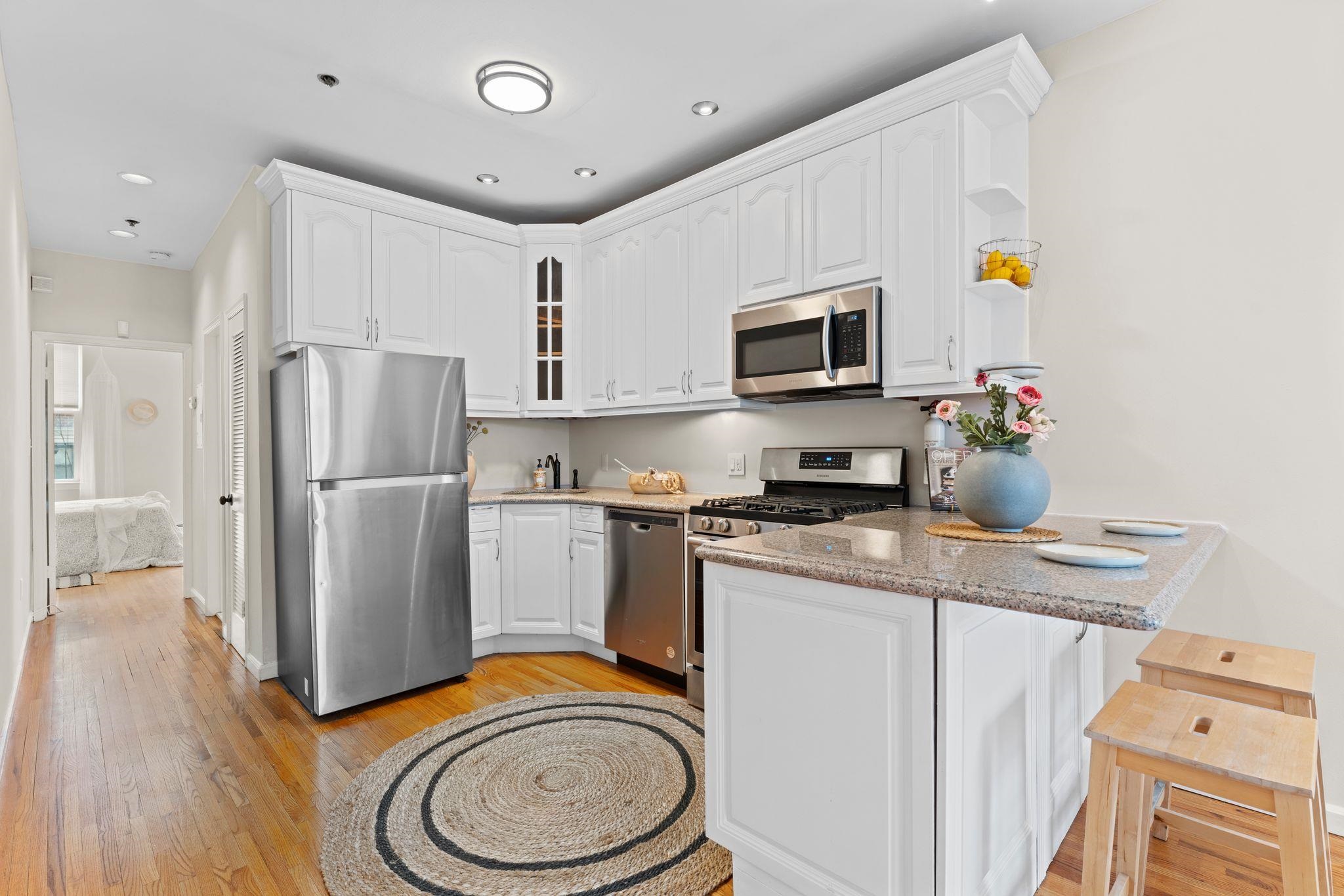 74 GARDEN ST Unit: 3N