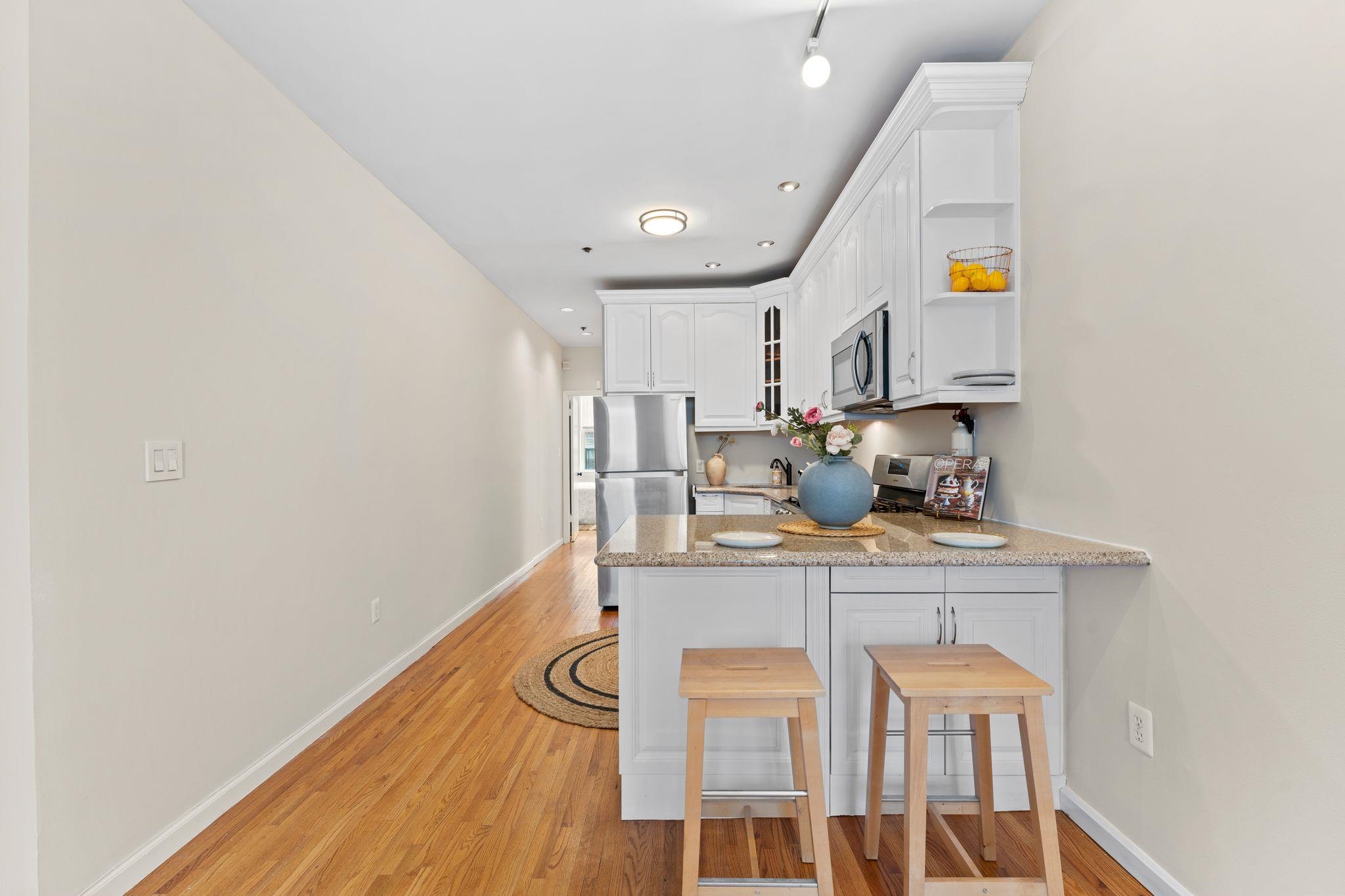 74 GARDEN ST Unit: 3N