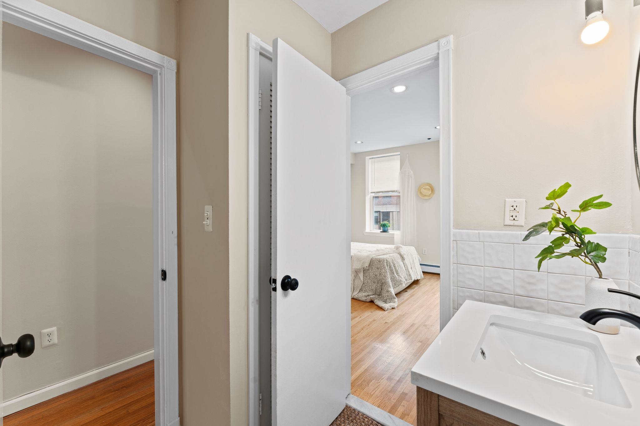 74 GARDEN ST Unit: 3N
