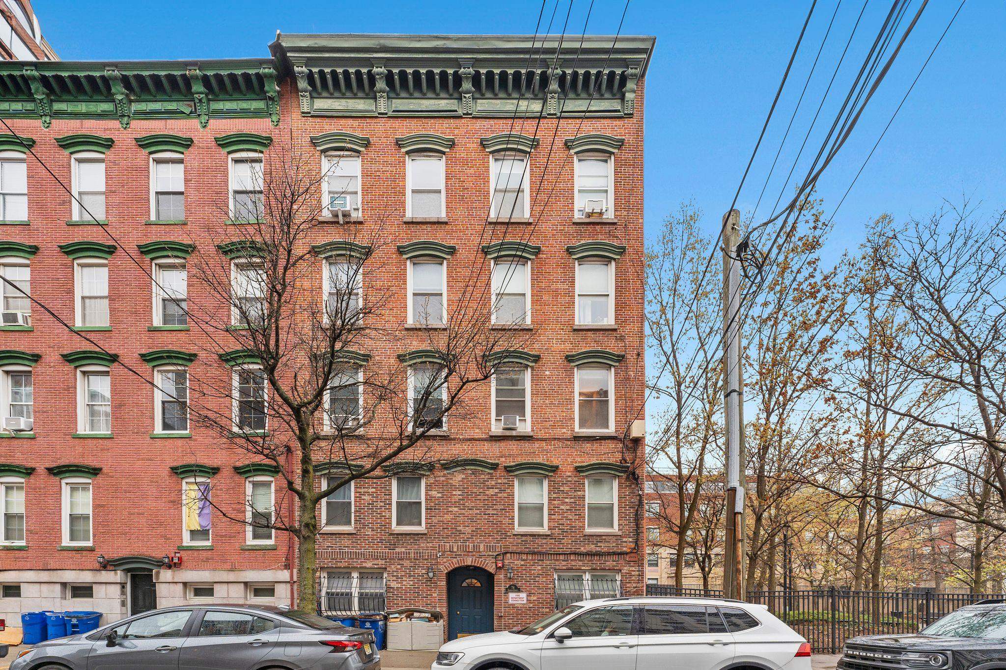 74 GARDEN ST Unit: 3N
