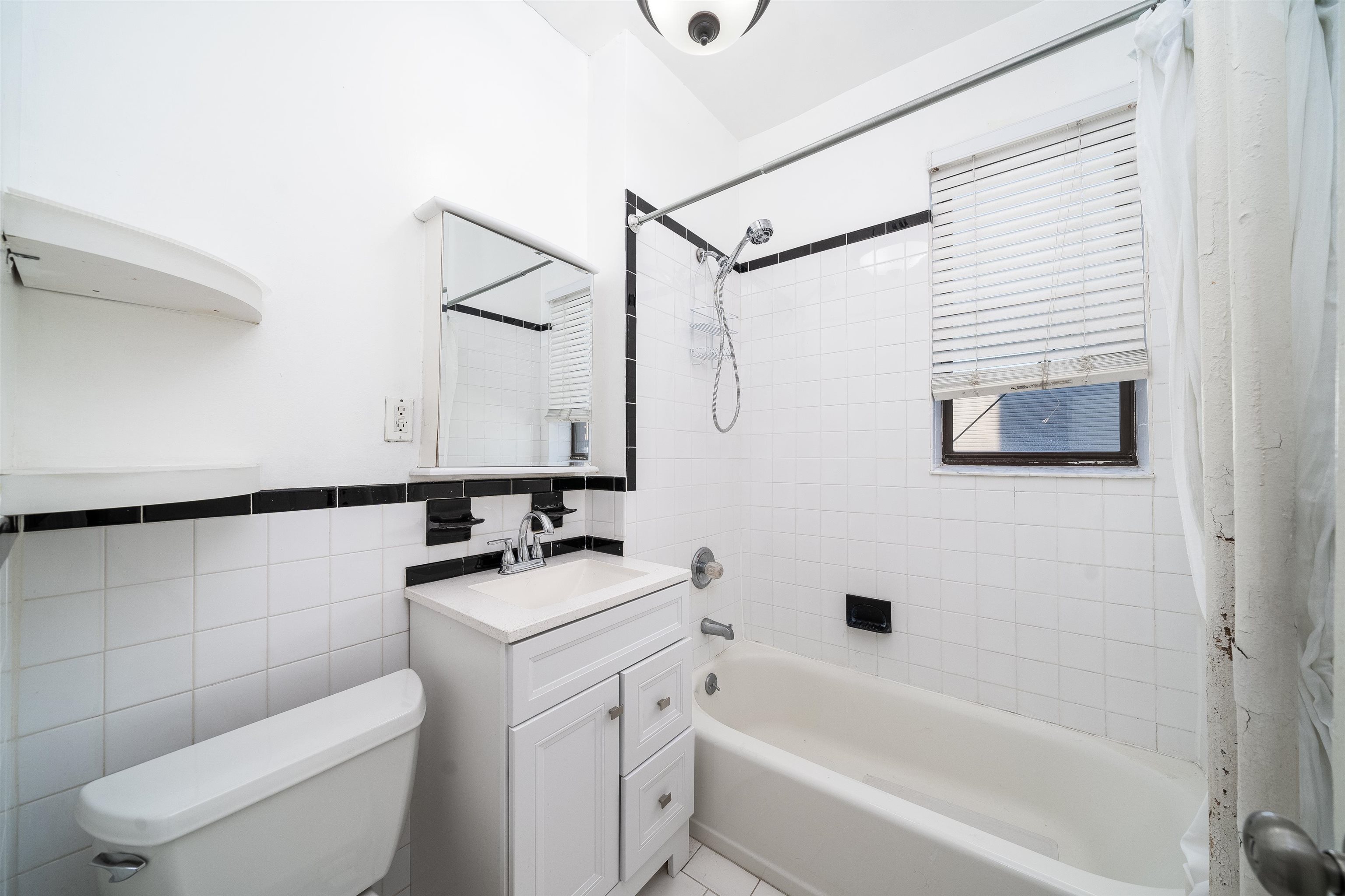 100 PROSPECT ST Unit: 305