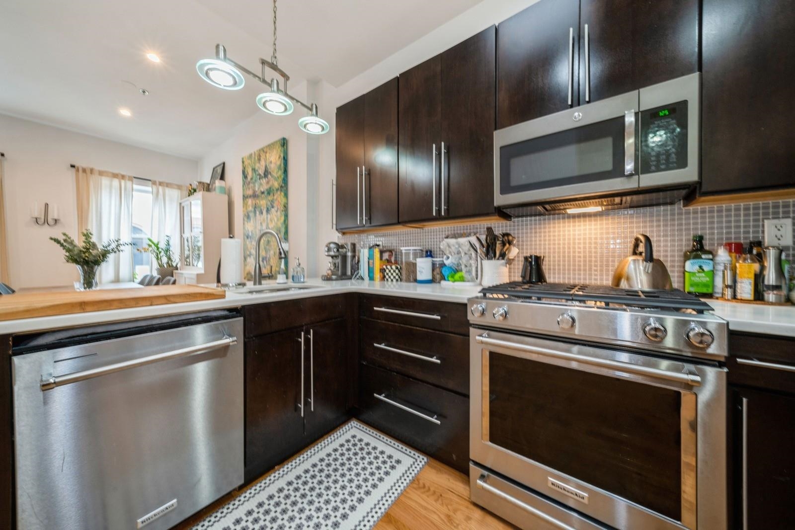 522 HUDSON ST Unit: 4