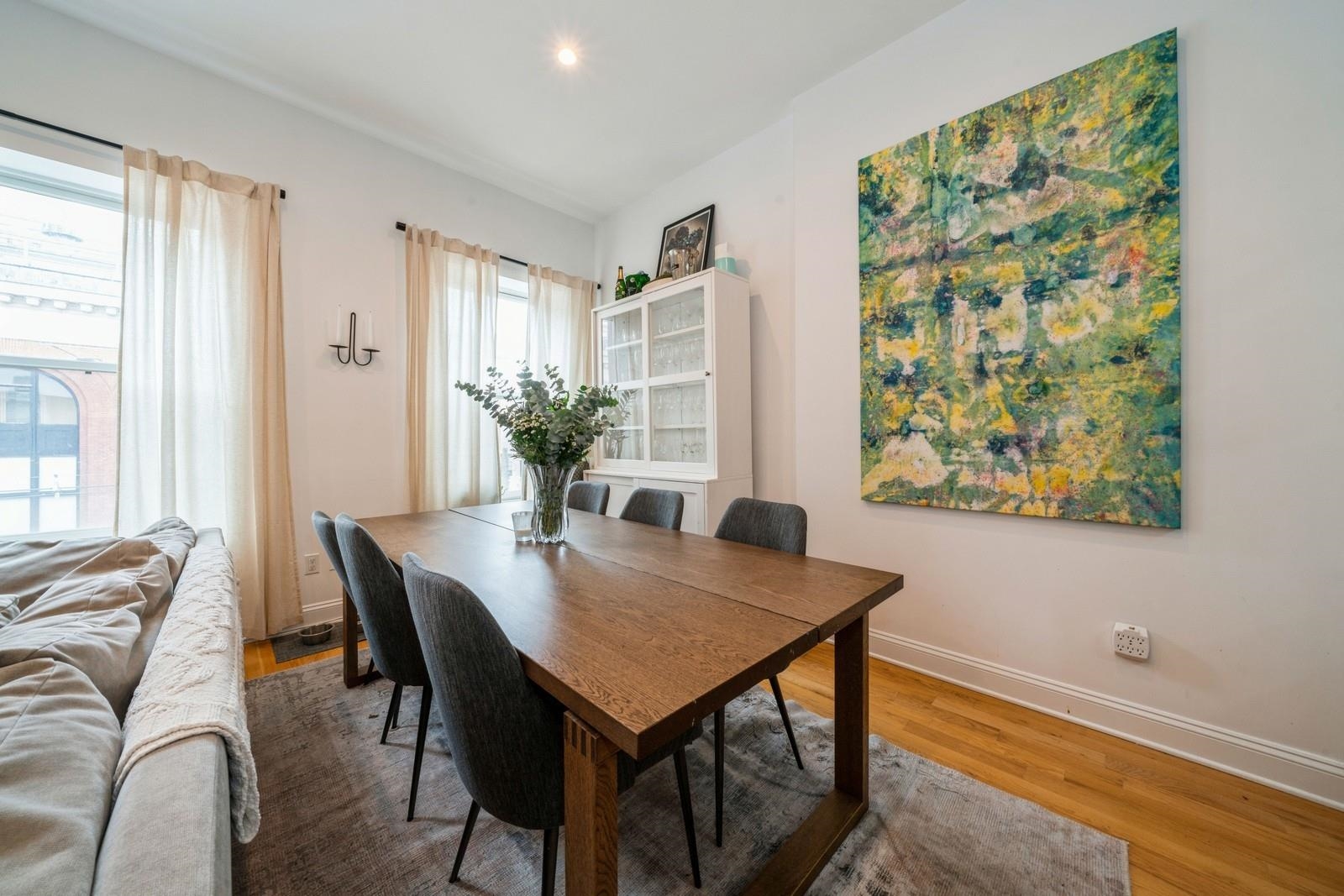 522 HUDSON ST Unit: 4