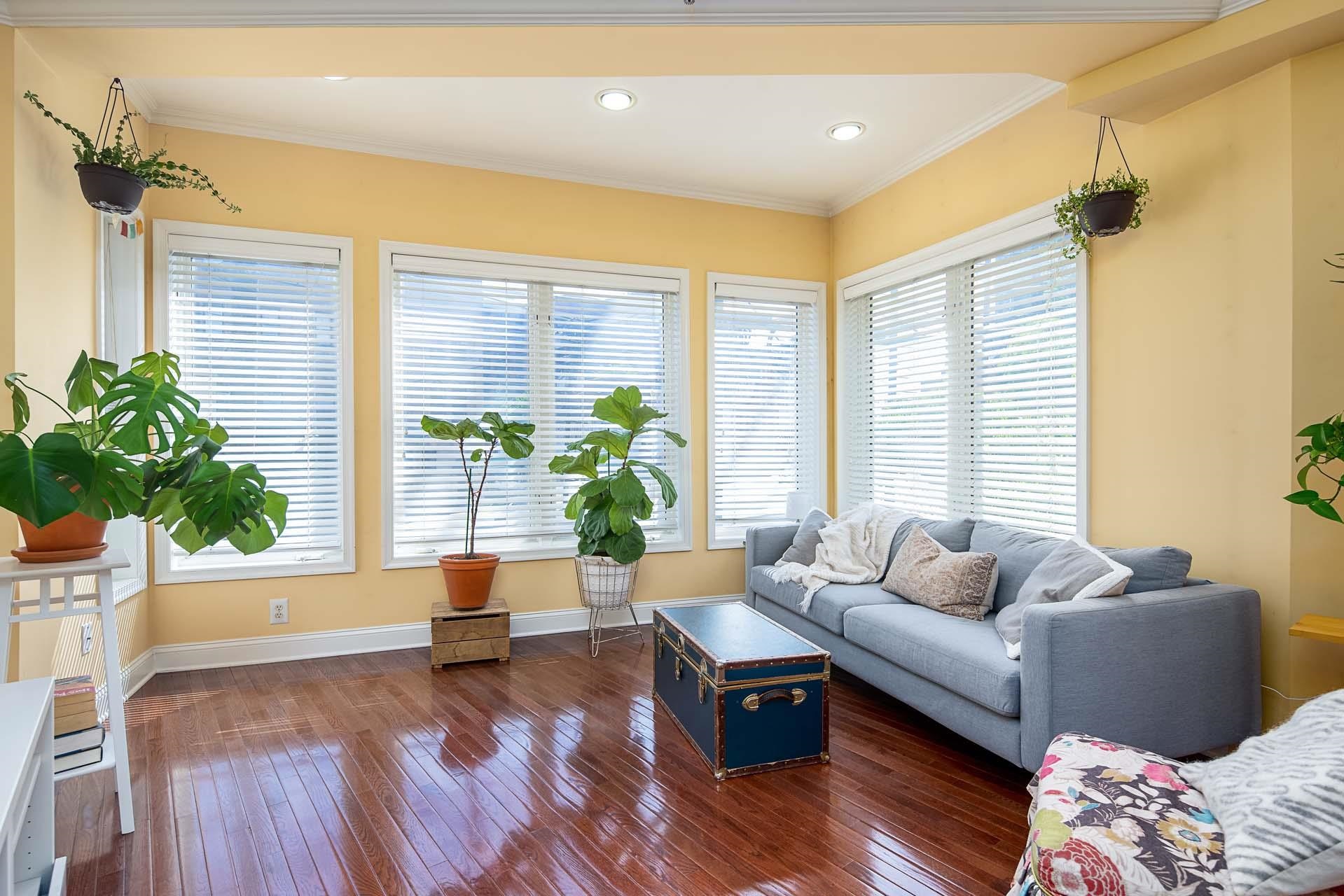 464 NEWARK ST Unit: 2A