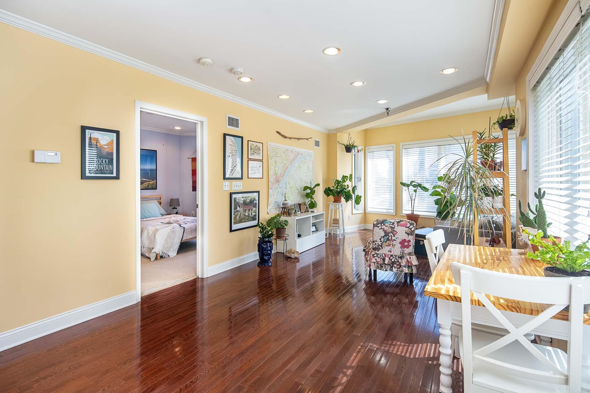464 NEWARK ST Unit: 2A