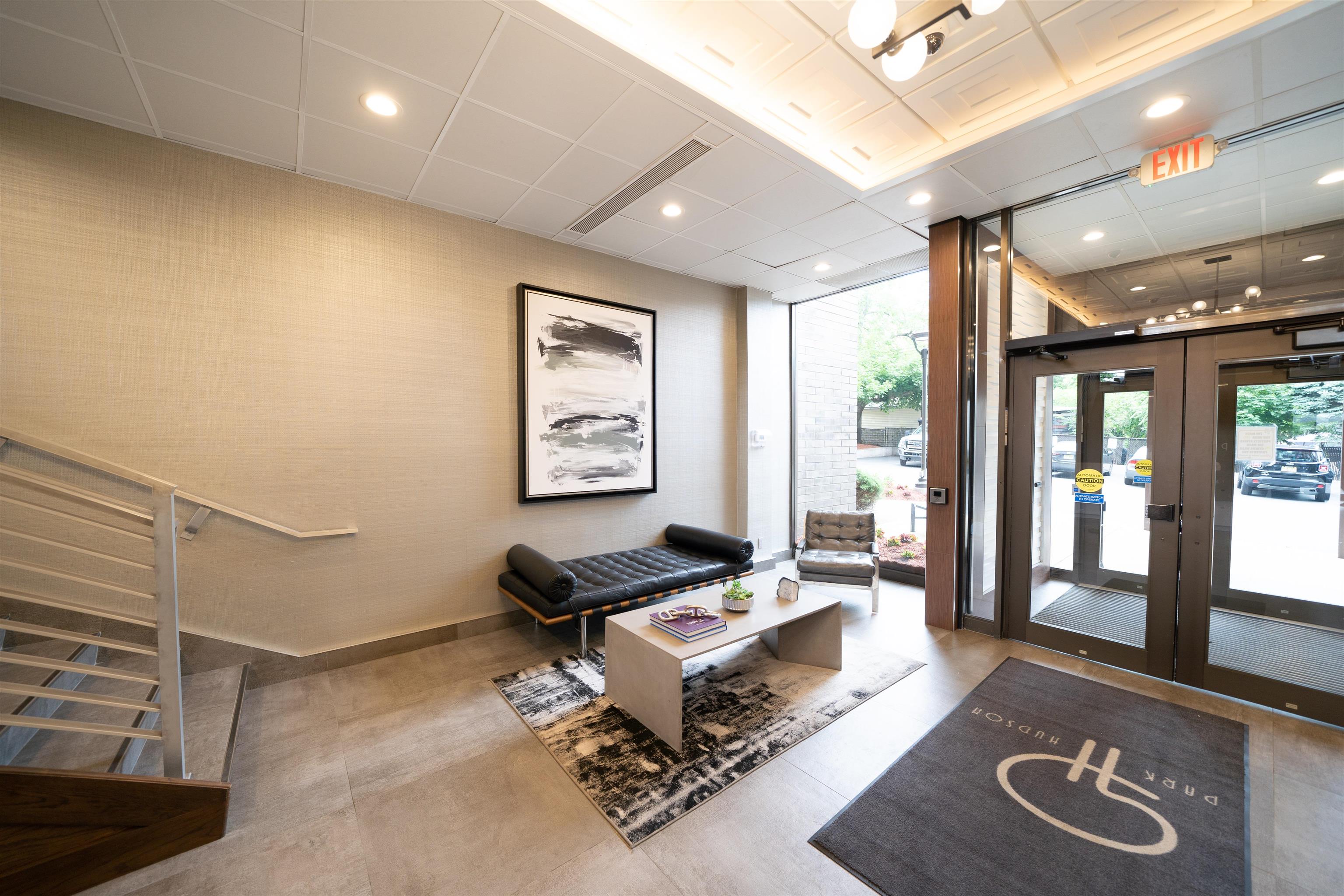 9060 PALISADE AVE Unit: 106