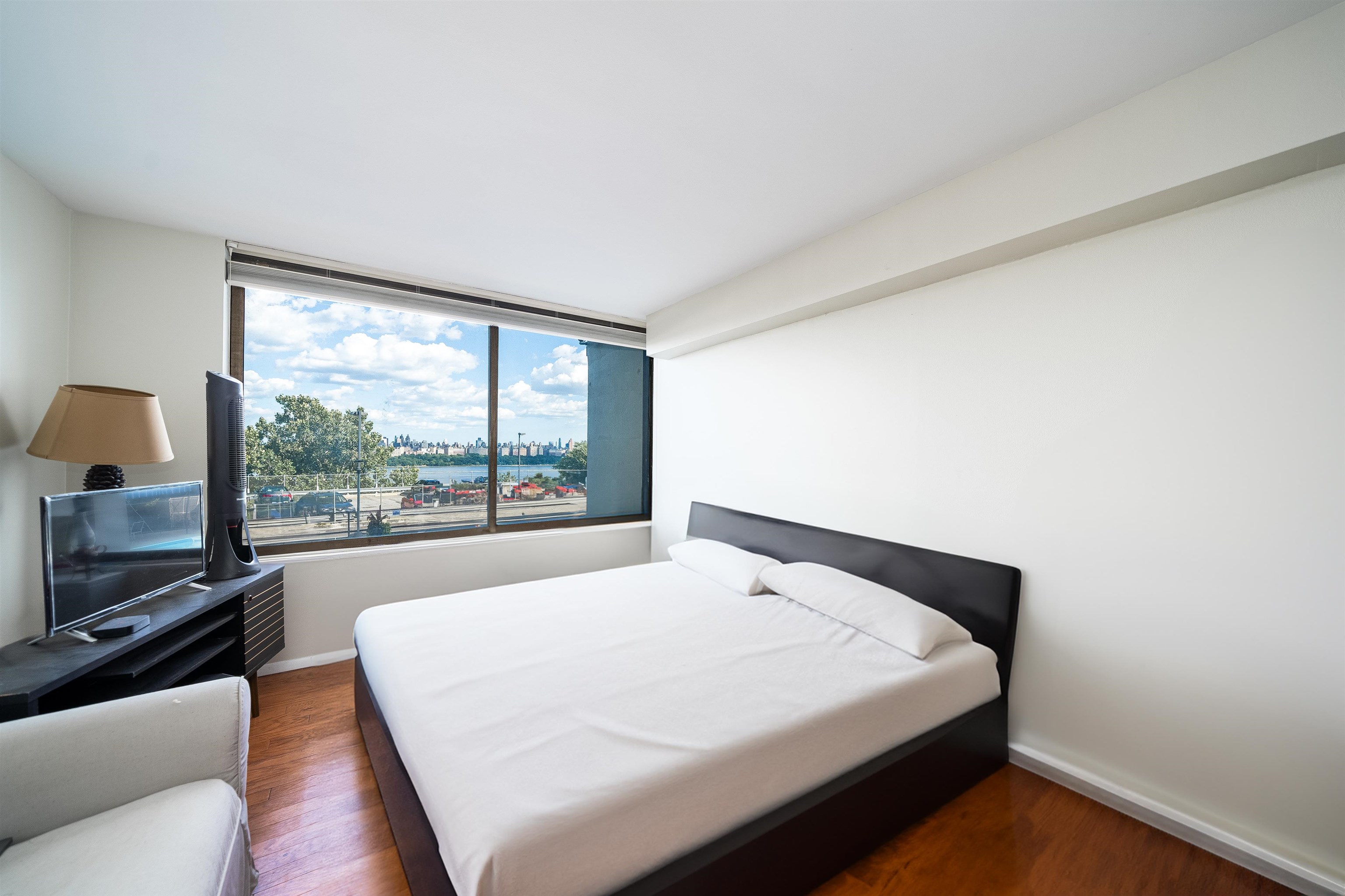 9060 PALISADE AVE Unit: 106