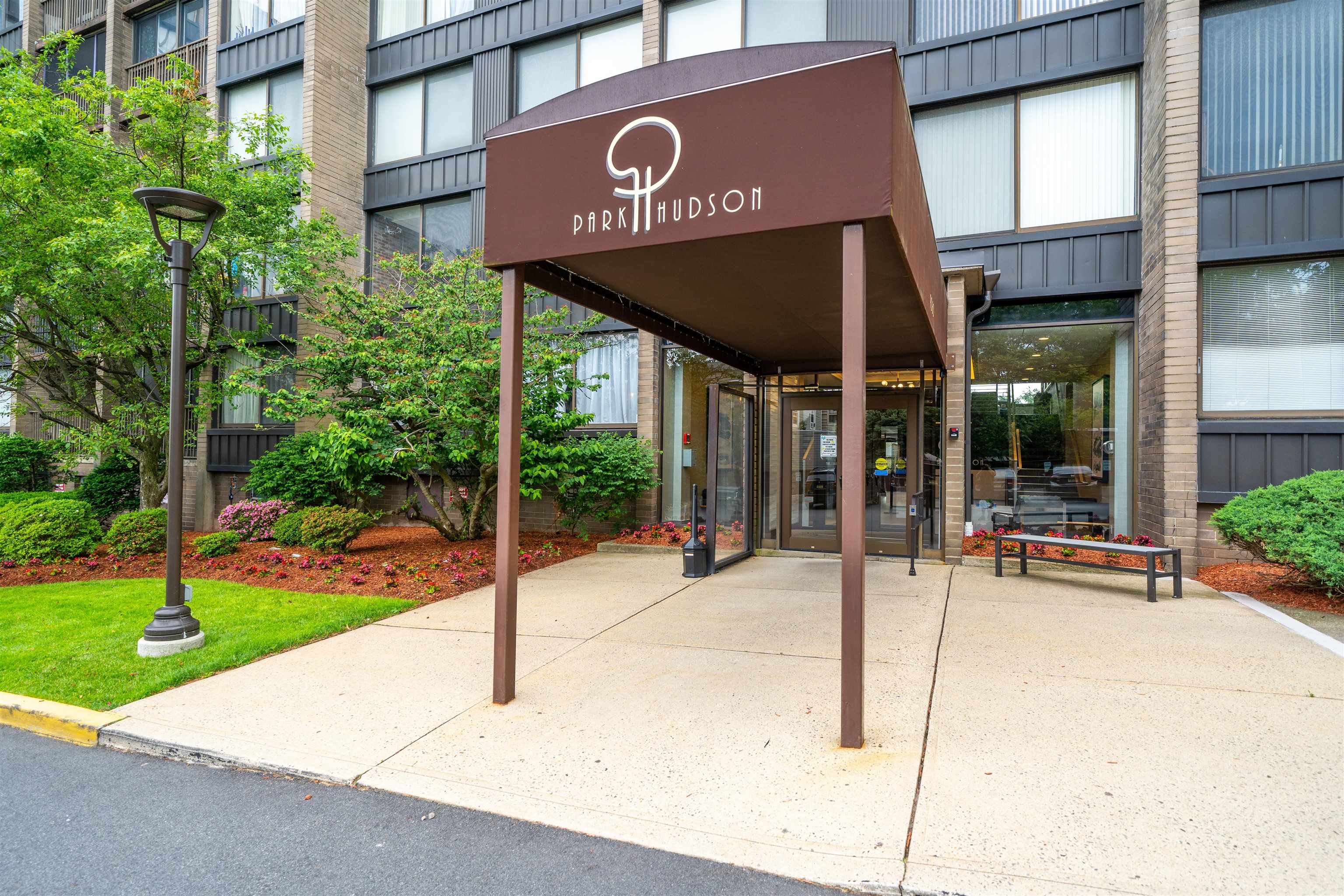 9060 PALISADE AVE Unit: 106