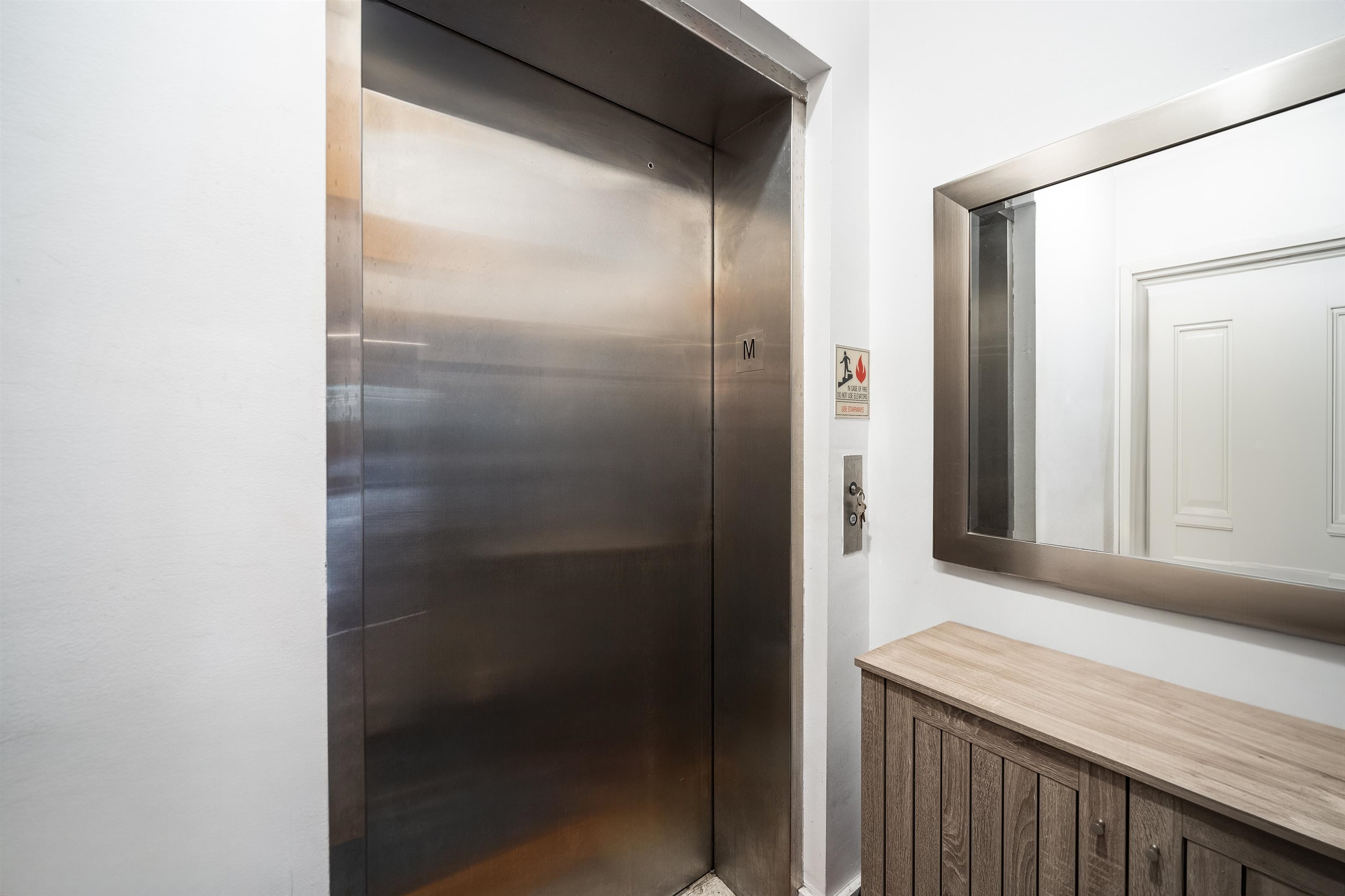 612 CLINTON ST Unit: 1B