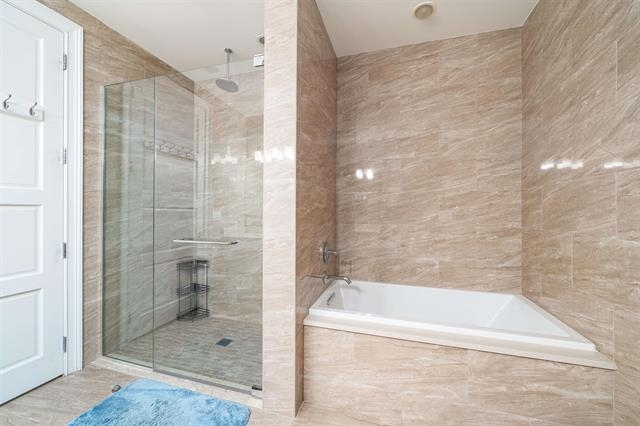 9 SOMERSET LANE Unit: PH 608