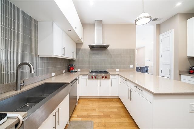 9 SOMERSET LANE Unit: PH 608