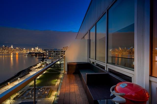 9 SOMERSET LANE Unit: PH 608